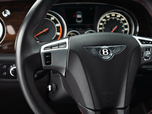 2013 Bentley Continental GT II, красный, 3990000 рублей - вид 11
