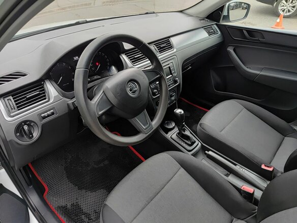 2015 Skoda Rapid I, белый, 1030000 рублей - вид 15