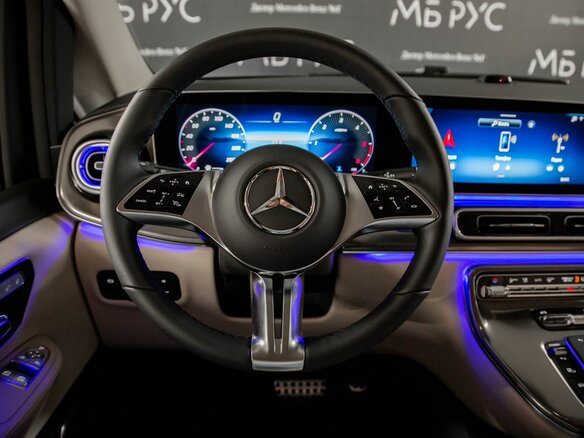 2026 Mercedes-Benz V-Класс Extra Long 300 d экстра длинный III (W447) Рестайлинг 2, чёрный, 15624000 рублей - вид 13