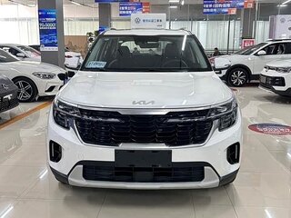 2024 Kia Seltos I Рестайлинг, белый, 1900000 рублей, вид 2