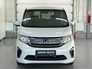 2020 Honda Stepwgn V Рестайлинг, белый, 2349000 рублей, вид 2