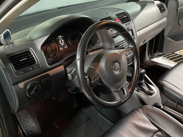 2010 Volkswagen Jetta V, чёрный, 690000 рублей - вид 20