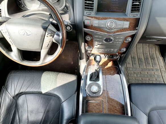 2013 Infiniti QX56 II, чёрный, 1000000 рублей - вид 16
