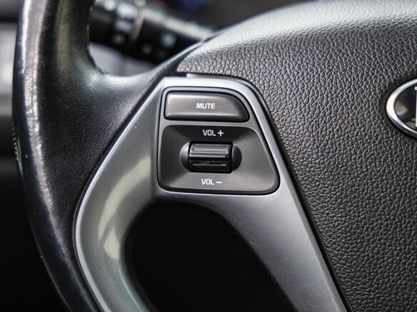 2015 Kia Rio 6-speed III, белый, 1268000 рублей - вид 16