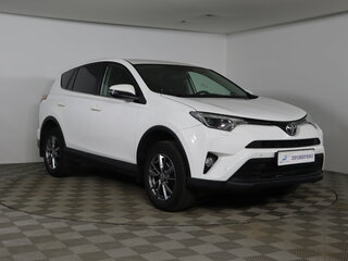 2017 Toyota RAV4 IV (XA40) Рестайлинг, белый, 1700000 рублей, вид 3
