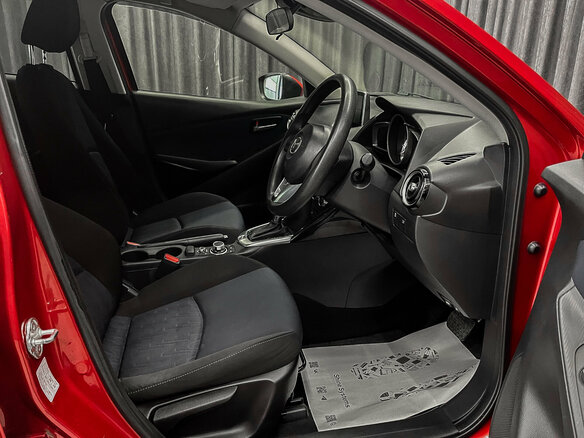 2014 Mazda Demio IV (DJ), красный - вид 4