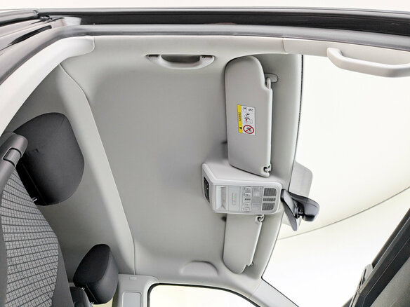 2021 Volkswagen Multivan T6 Рестайлинг, чёрный, 5685000 рублей - вид 22