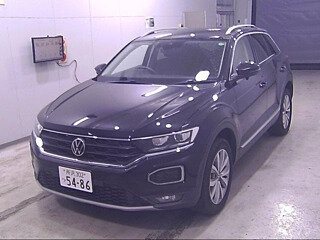 2022 Volkswagen T-Roc I Рестайлинг, чёрный, 1386000 рублей, вид 2