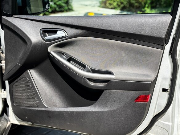 2014 Ford Focus III, серебристый, 760000 рублей - вид 19