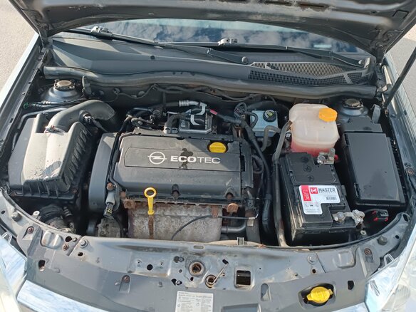 2012 Opel Astra H Рестайлинг, серый, 635000 рублей - вид 9