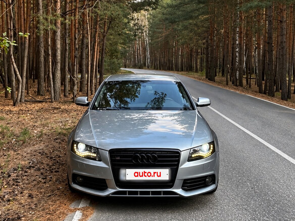 2010 Audi A4 IV (B8), серый, 1050000 рублей