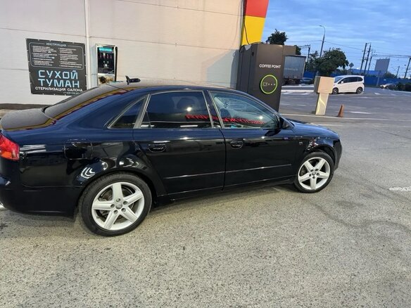2005 Audi A4 III (B7), чёрный - вид 11