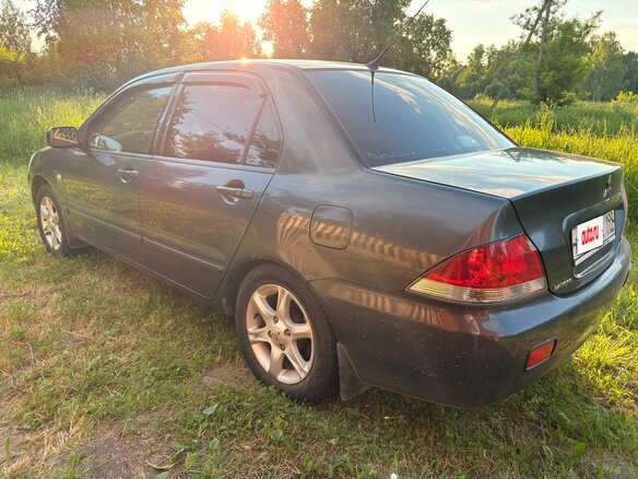 2004 Mitsubishi Lancer IX, серый, 245000 рублей - вид 4