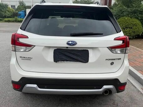 2021 Subaru Forester V Рестайлинг, белый, 2900000 рублей, вид 3