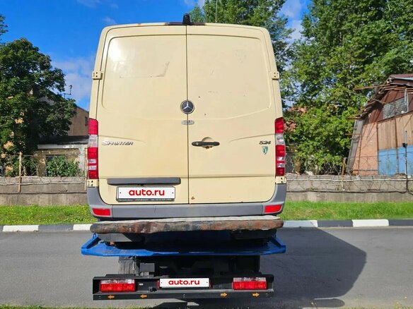 2013 Mercedes-Benz Sprinter, бежевый, 450000 рублей - вид 2
