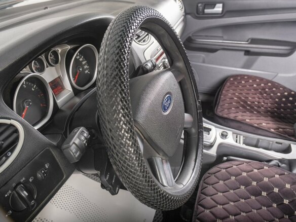 2010 Ford Focus II Рестайлинг, серый, 399000 рублей - вид 11