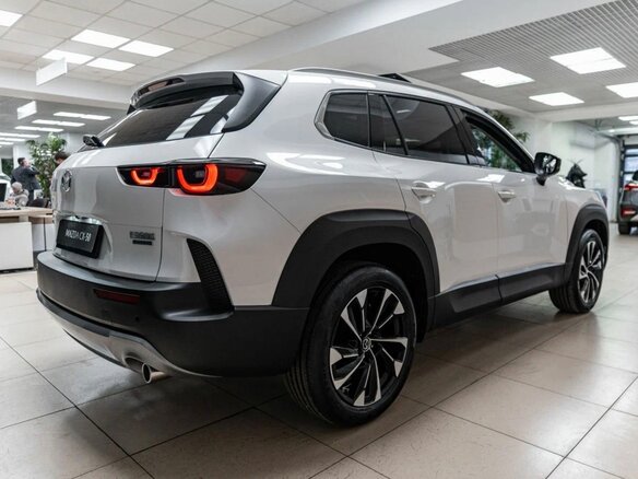 2026 Mazda CX-50, белый, 4770000 рублей - вид 5