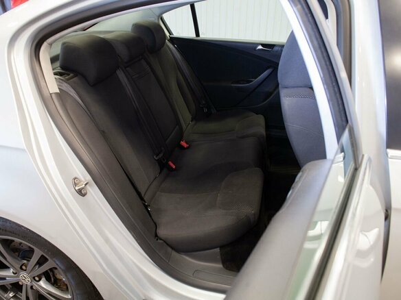 2010 Volkswagen Passat B6, серебристый, 820000 рублей - вид 31