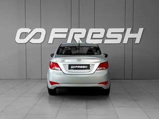 2016 Hyundai Solaris I Рестайлинг, серебристый, 782000 рублей, вид 4