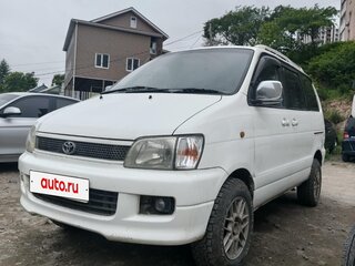 1998 Toyota Town Ace Noah III, белый, 400000 рублей, вид 1