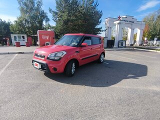 2013 Kia Soul I Рестайлинг, красный, 850000 рублей, вид 1
