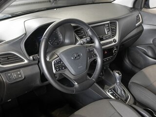 2018 Hyundai Solaris II, чёрный, 949658 рублей, вид 5