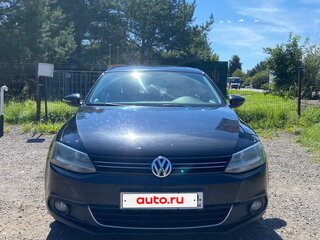 2013 Volkswagen Jetta VI, чёрный, 950000 рублей, вид 2