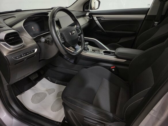 2023 Geely Coolray I, серый, 1765000 рублей - вид 9