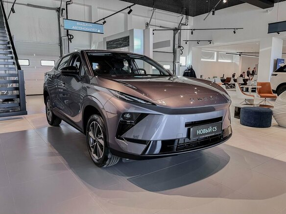 2026 Omoda C5 II, серый, 2929000 рублей - вид 2