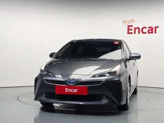 2019 Toyota Prius IV Рестайлинг (XW50), серый, 2100000 рублей, вид 2