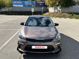 2018 Kia Rio IV, коричневый, 1370000 рублей, вид 2