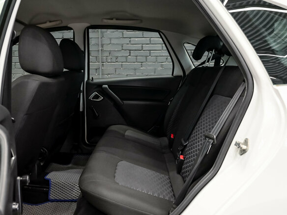2019 Lada (ВАЗ) Granta I Рестайлинг, белый, 610000 рублей - вид 16