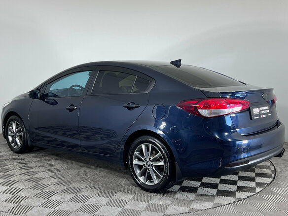 2018 Kia Cerato III Рестайлинг (Classic), синий, 1599000 рублей - вид 6