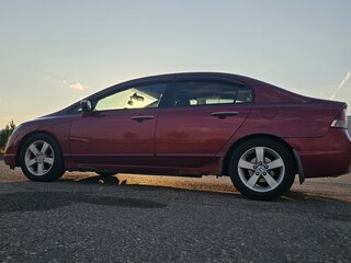 2008 Honda Civic VIII, красный, 480000 рублей, вид 5