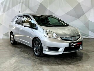 2013 Honda Fit Shuttle I Рестайлинг, серебристый, 699000 рублей, вид 3