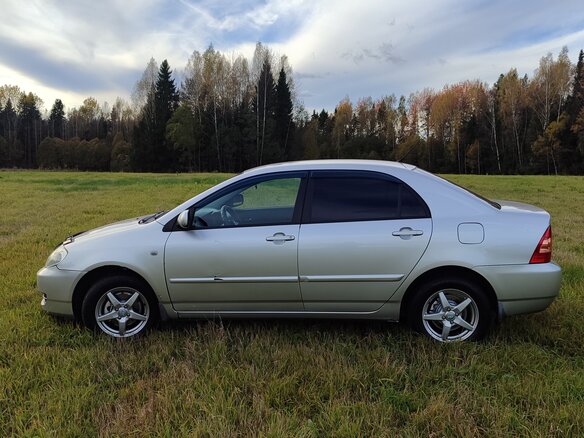 2006 Toyota Corolla IX (E120, E130) Рестайлинг, серебристый, 470000 рублей - вид 1