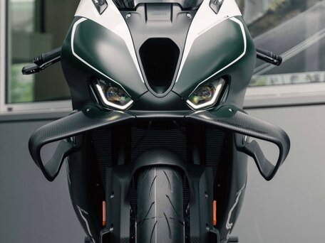 2026 BMW M 1000 RR, зелёный, 7990000 рублей, вид 2