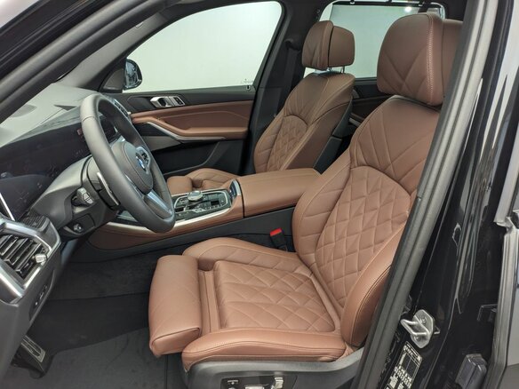 2025 BMW X5 40i IV (G05/G18) Рестайлинг, чёрный - вид 18