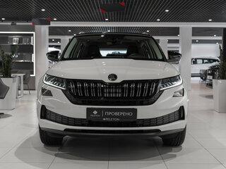 2023 Skoda Kodiaq I Рестайлинг, белый, 4160000 рублей, вид 3