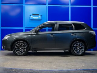 2014 Mitsubishi Outlander III Рестайлинг, серый, 1370000 рублей, вид 3