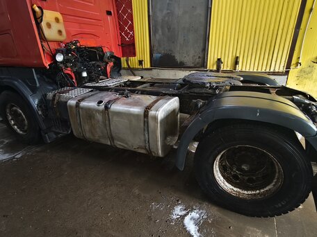 2011 Scania R-Series, красный, 1100000 рублей, вид 5