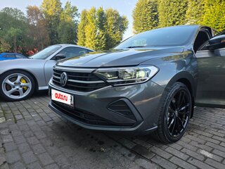 2021 Volkswagen Polo VI, серый, 1680000 рублей, вид 1