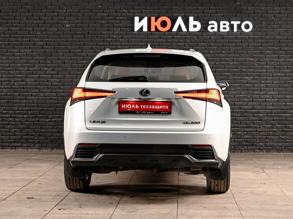 2017 Lexus NX 200 I Рестайлинг, белый - вид 5