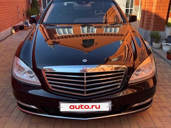 2013 Mercedes-Benz S-Класс 350 V (W221) Рестайлинг, чёрный, 1750000 рублей - вид 1