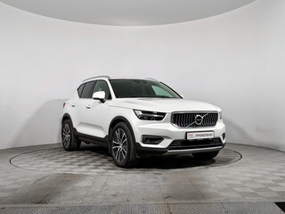 2018 Volvo XC40 I, белый, 2590000 рублей, вид 3