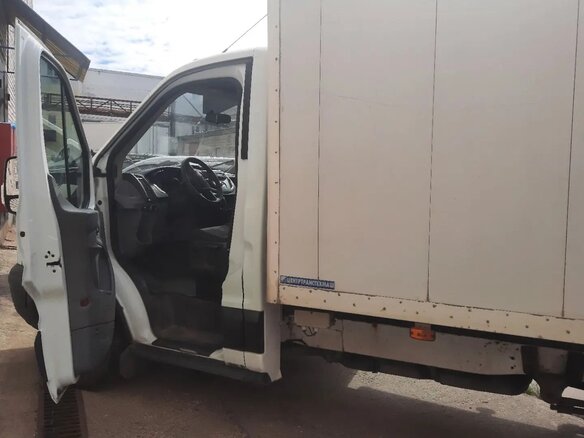 2017 Ford Transit, белый, 1650000 рублей - вид 2