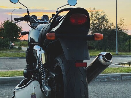 1998 Suzuki GSX 750, чёрный, 350000 рублей, вид 1