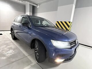 2020 Volkswagen Tiguan II, синий, 2550000 рублей, вид 1