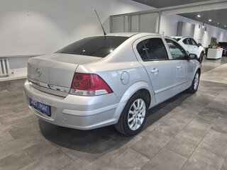 2008 Opel Astra H Рестайлинг, серебристый, 426000 рублей, вид 5