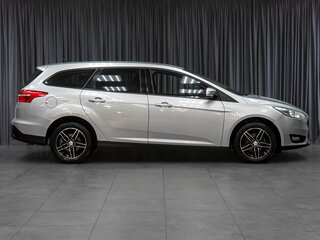 2016 Ford Focus III Рестайлинг, серебристый, 929000 рублей, вид 5